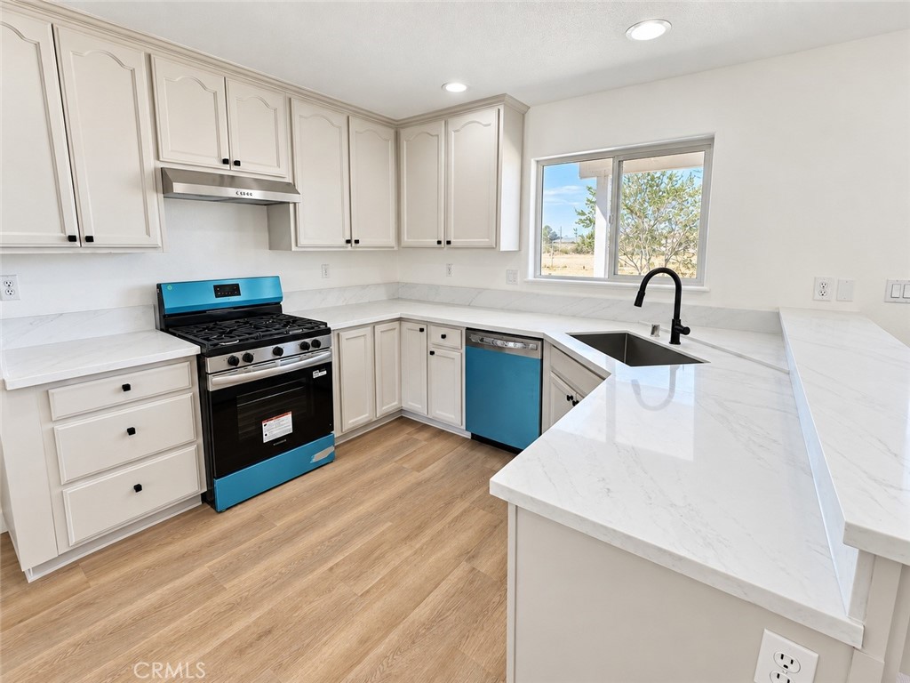 10968 Nambe Property Photo 8
