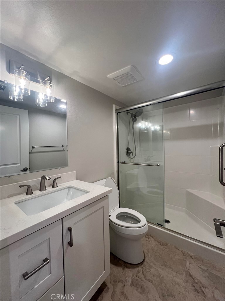 1214 Huntington Drive C Property Photo 10