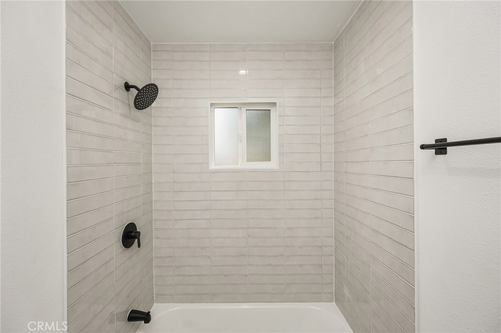1339 W Magnolia Property Photo 13