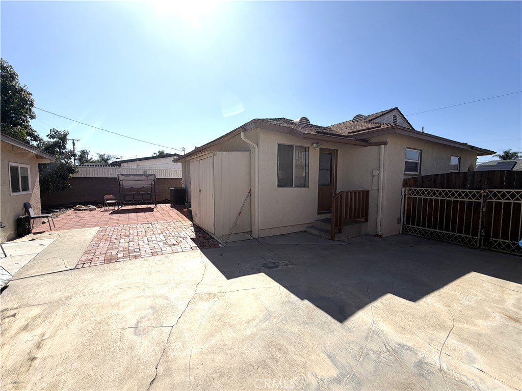 824 Meeker Avenue Property Photo 17