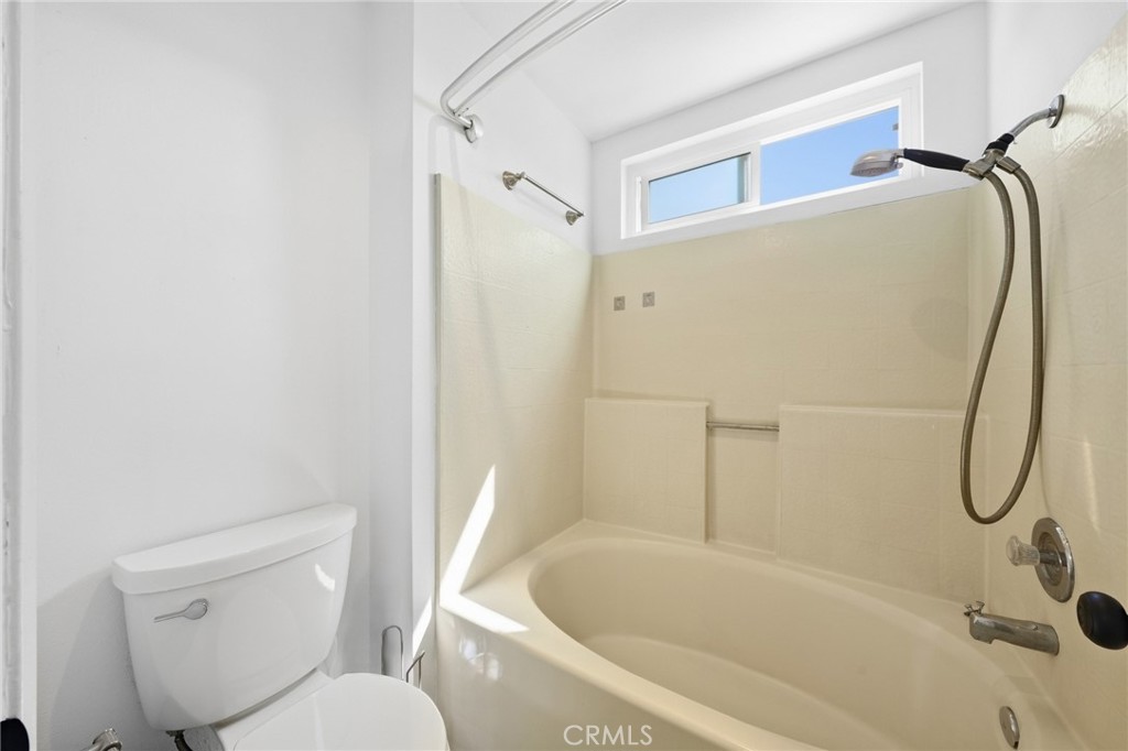 7081 Woodbury Court Property Photo 27