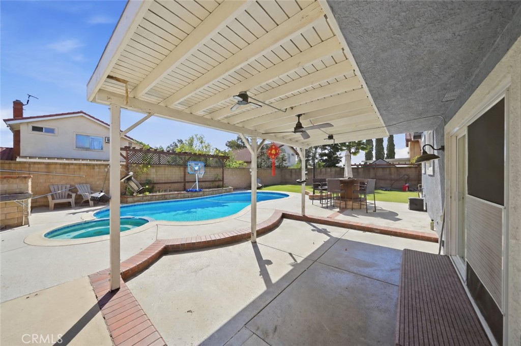 7081 Woodbury Court Property Photo 39