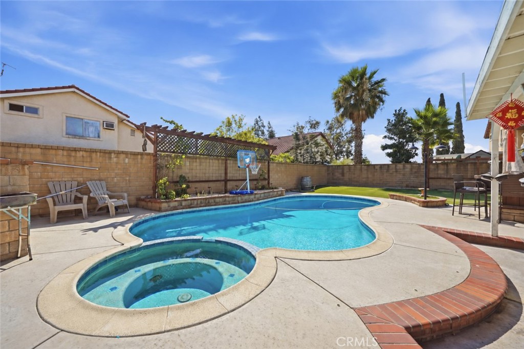 7081 Woodbury Court Property Photo 42