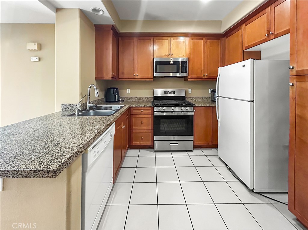 360 W Avenue 26 109 Property Photo 9
