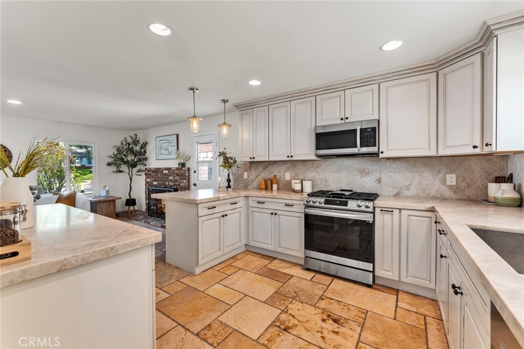 4112 Denver Avenue Property Photo 11