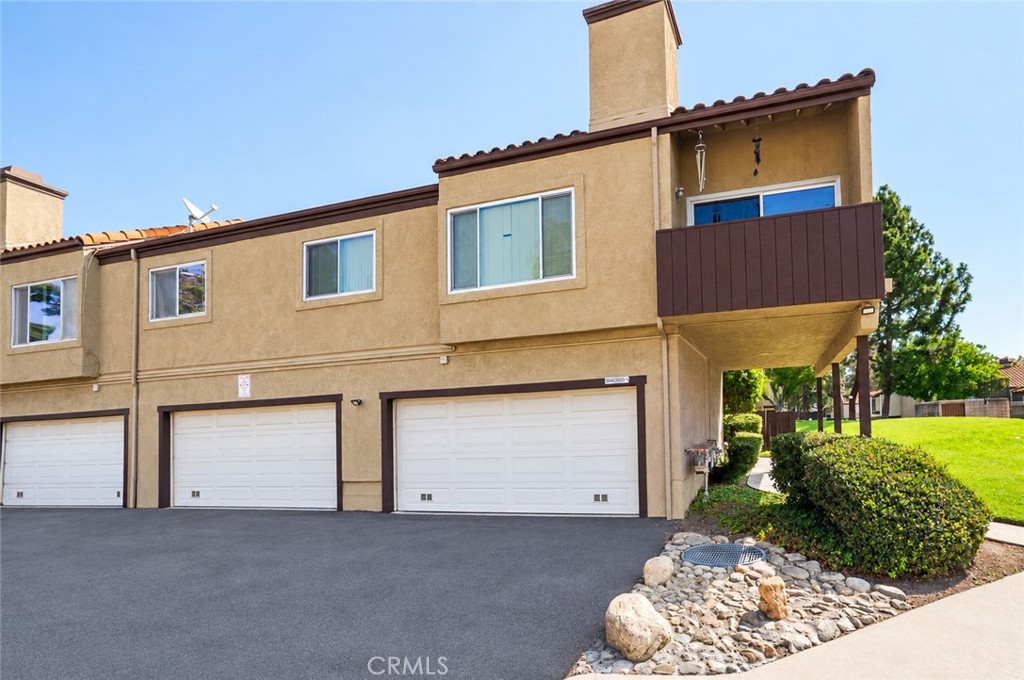 9311 Shadowood E Property Photo 2