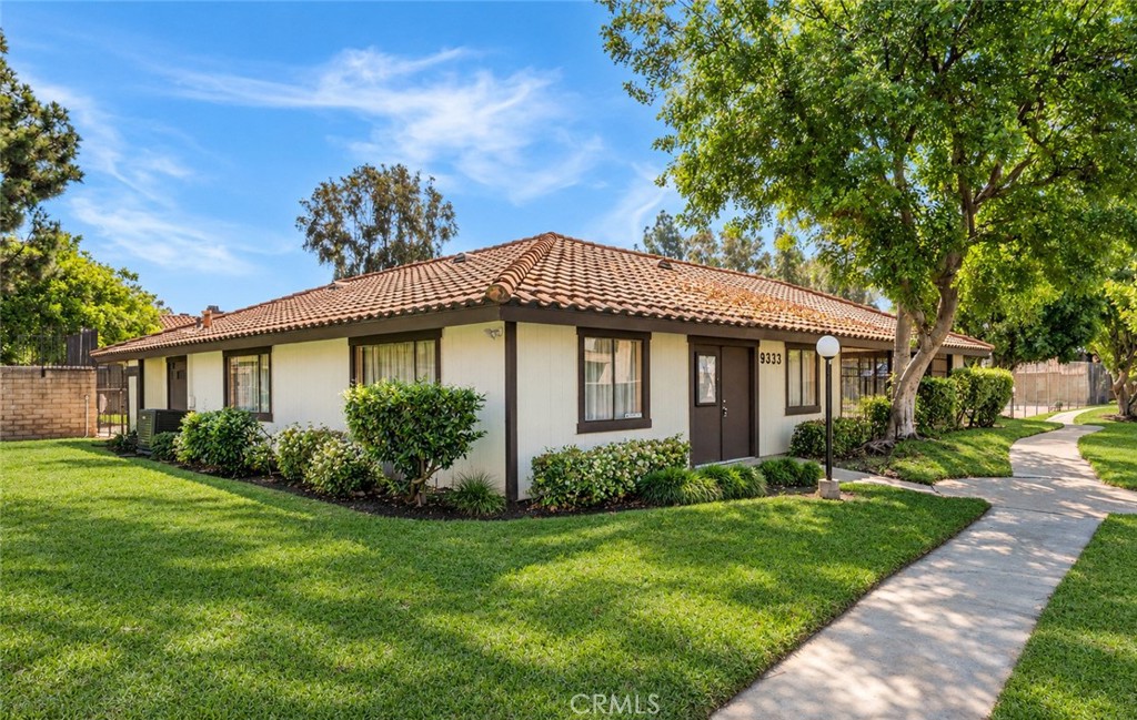 9311 Shadowood E Property Photo 17