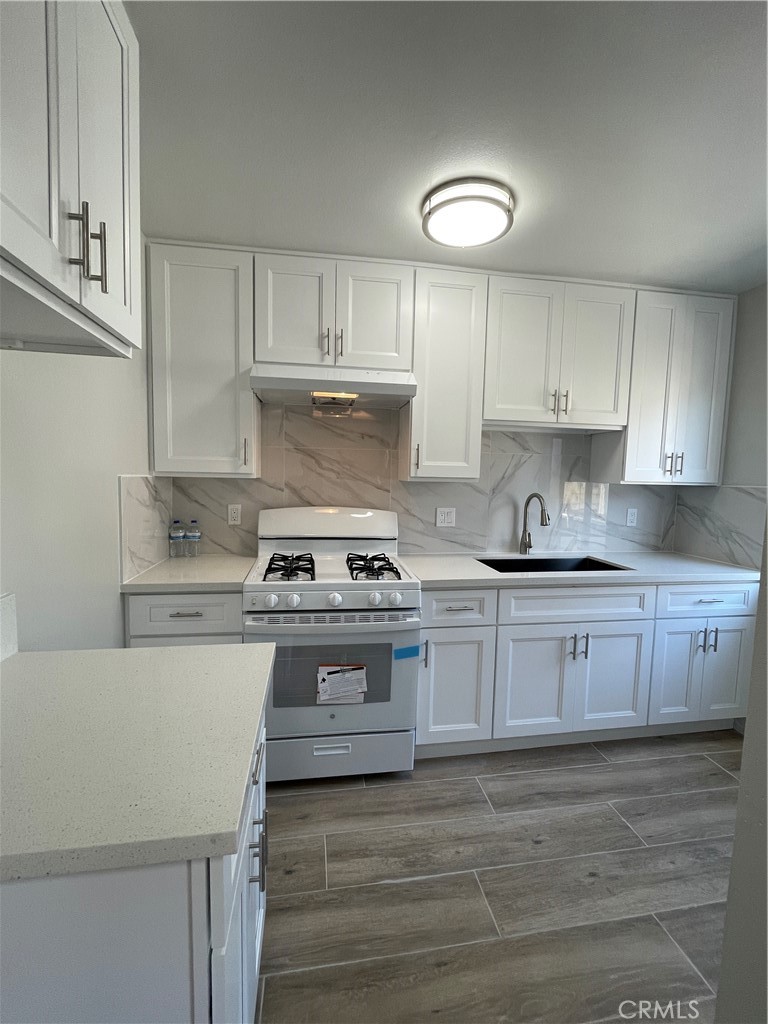 225 N Marguerita A Property Photo 13