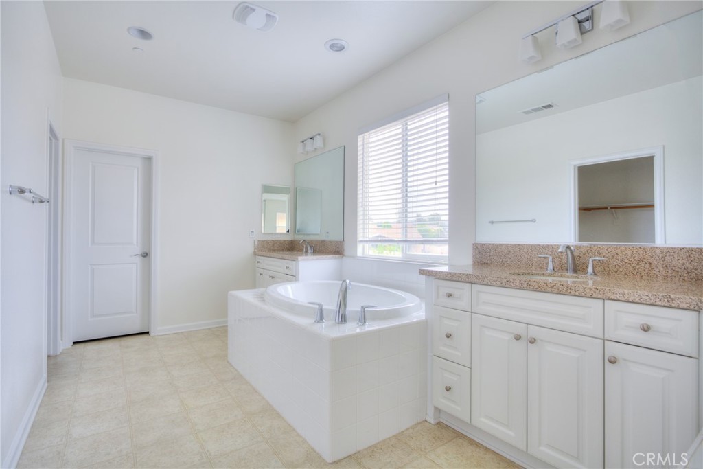 10860 Portofino Property Photo 34