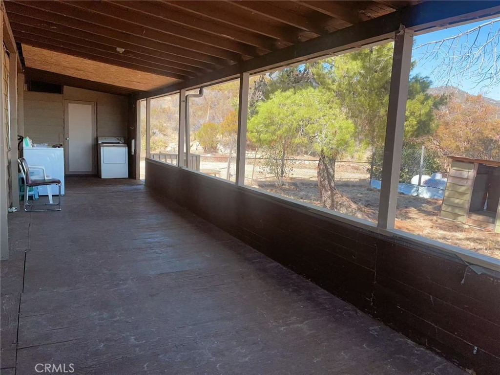 37541 Hill Street Property Photo 14