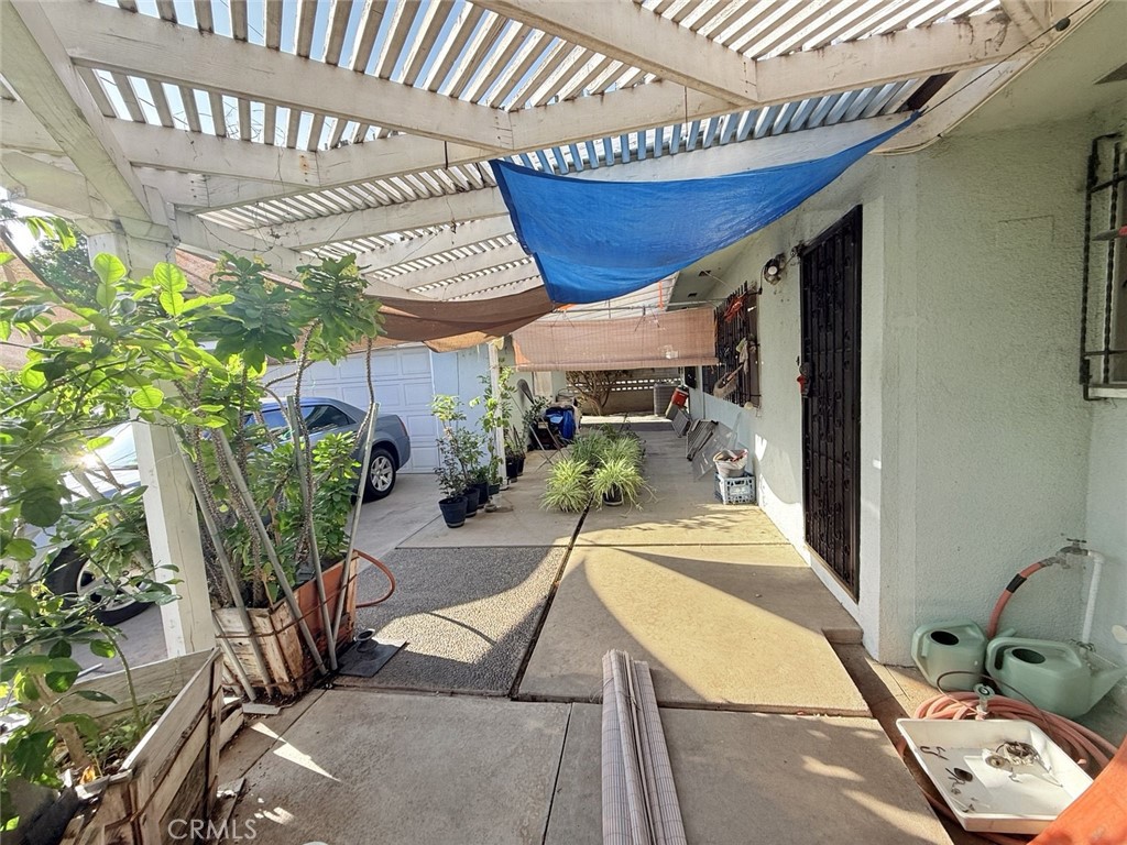 605 N Story Property Photo 5