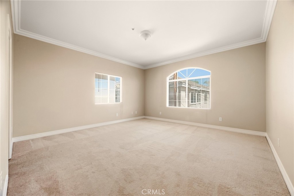 1115 Fairview B Property Photo 14