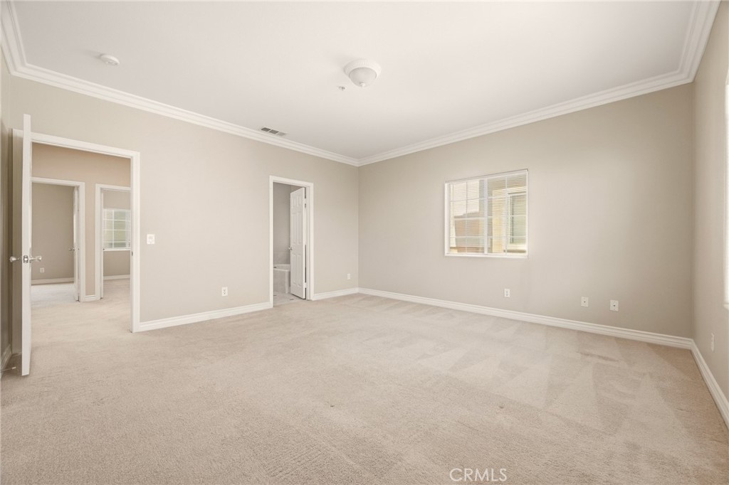 1115 Fairview B Property Photo 15