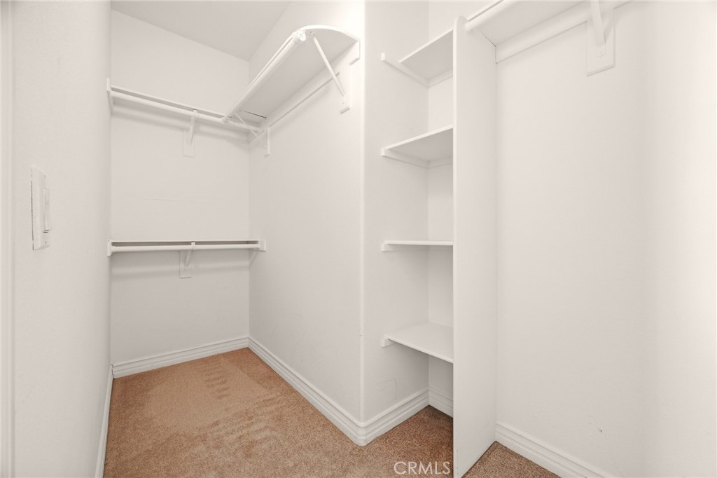 1115 Fairview B Property Photo 17