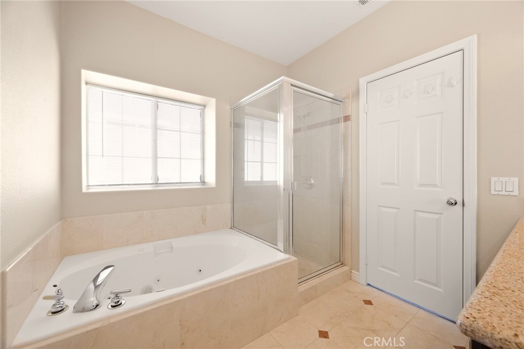 1115 Fairview B Property Photo 19