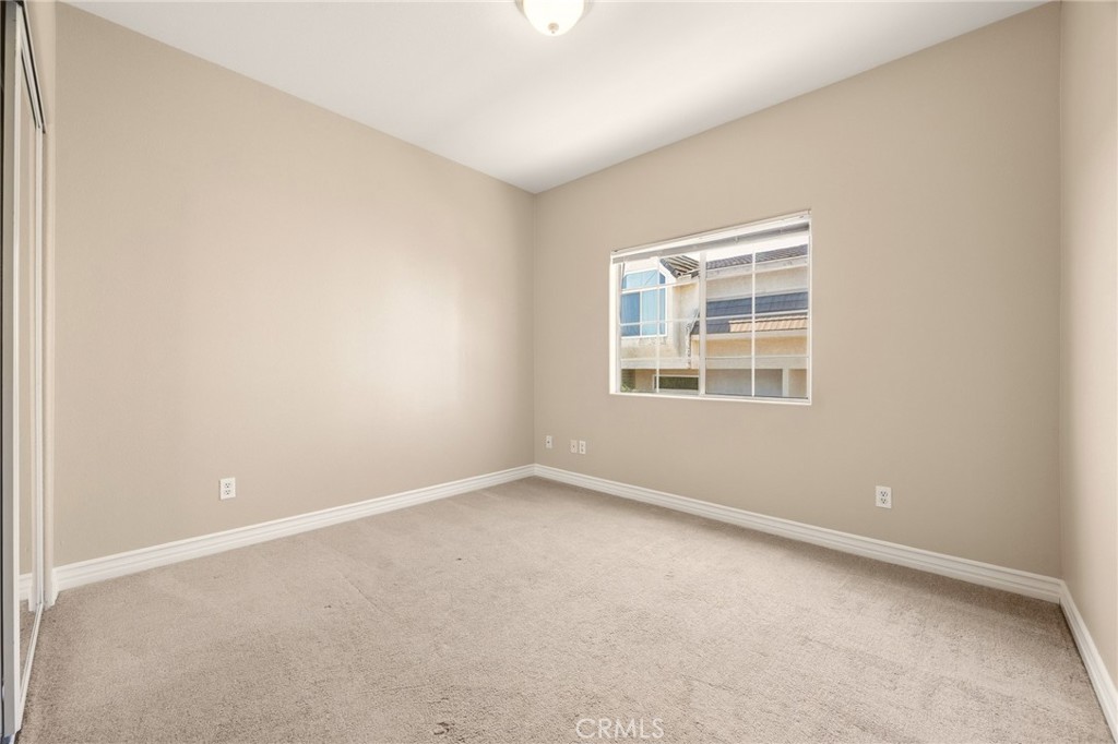1115 Fairview B Property Photo 20