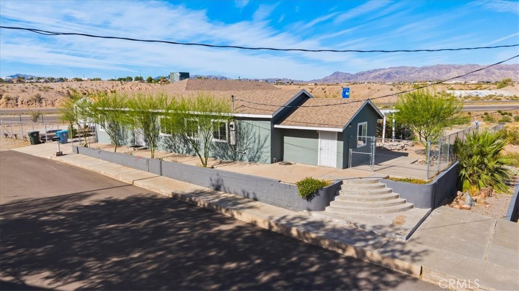 801 Valley Property Photo 3