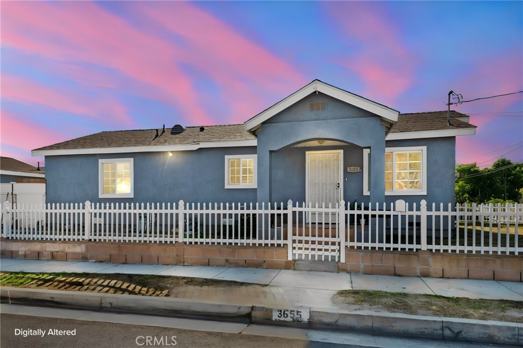 3655 Webster Property Photo 1