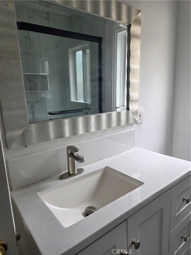 859 Monterey Road Property Photo 8