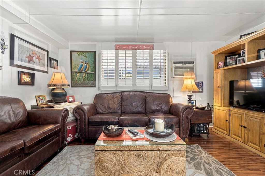 11401 Topanga Canyon Blvd 37 Property Photo 10