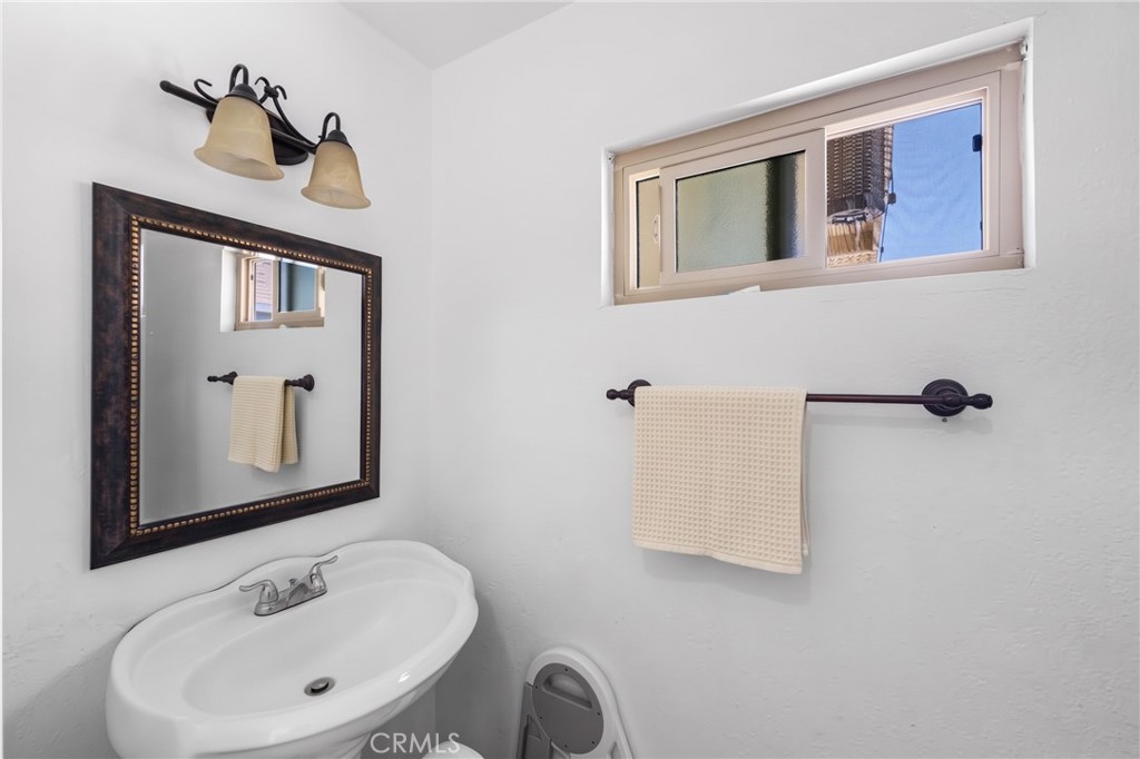 11366 Sage Property Photo 8