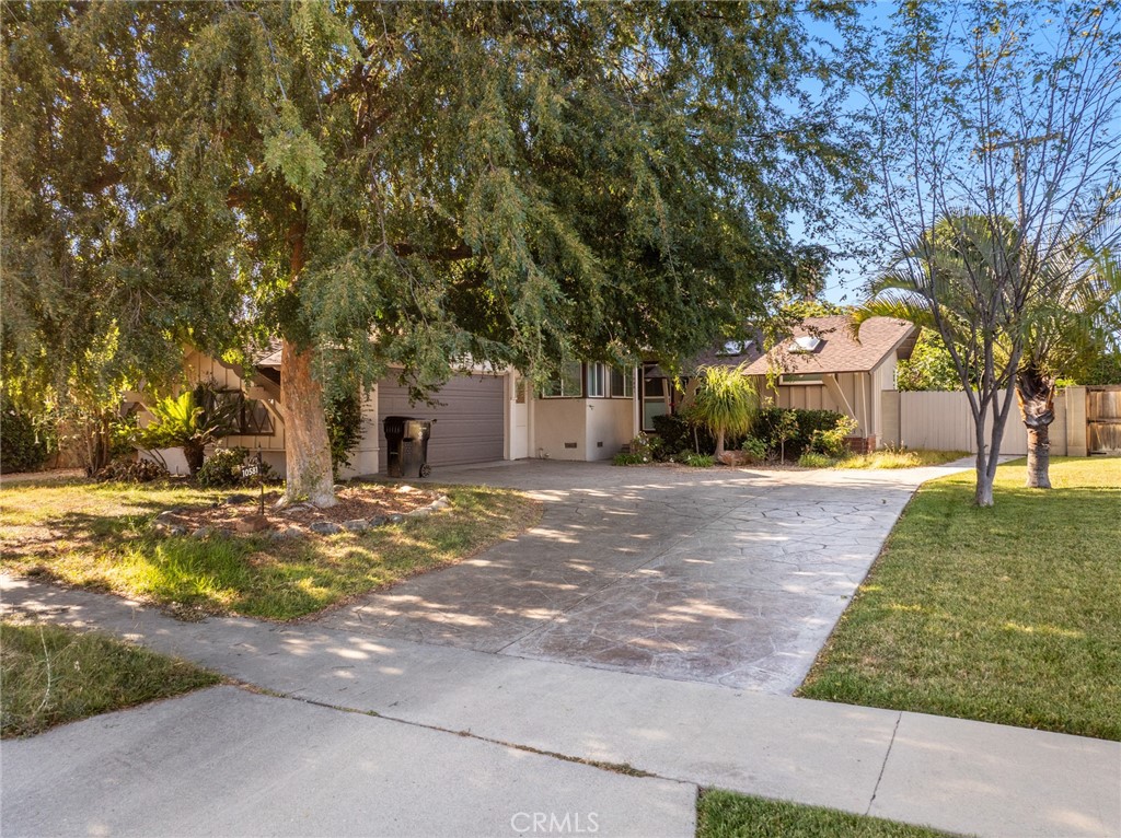 10581 Alderson Property Photo 2