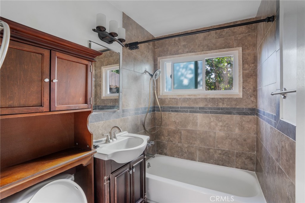 10581 Alderson Property Photo 9