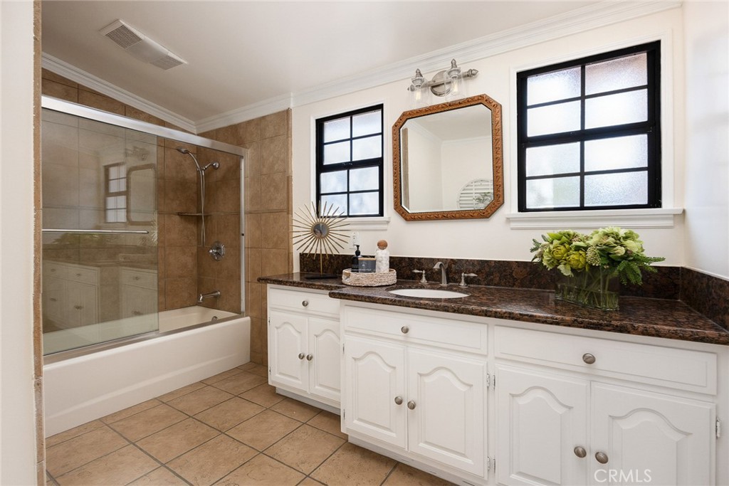 2330 Lorain Road Property Photo 15