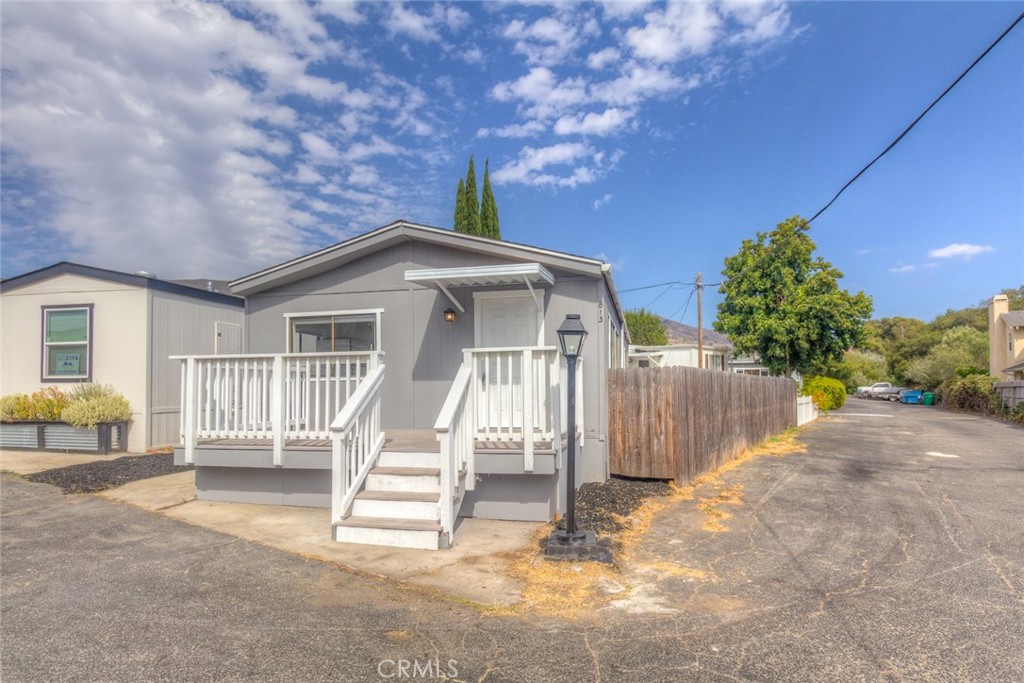 1255 Orcutt Road B13 Property Photo 5