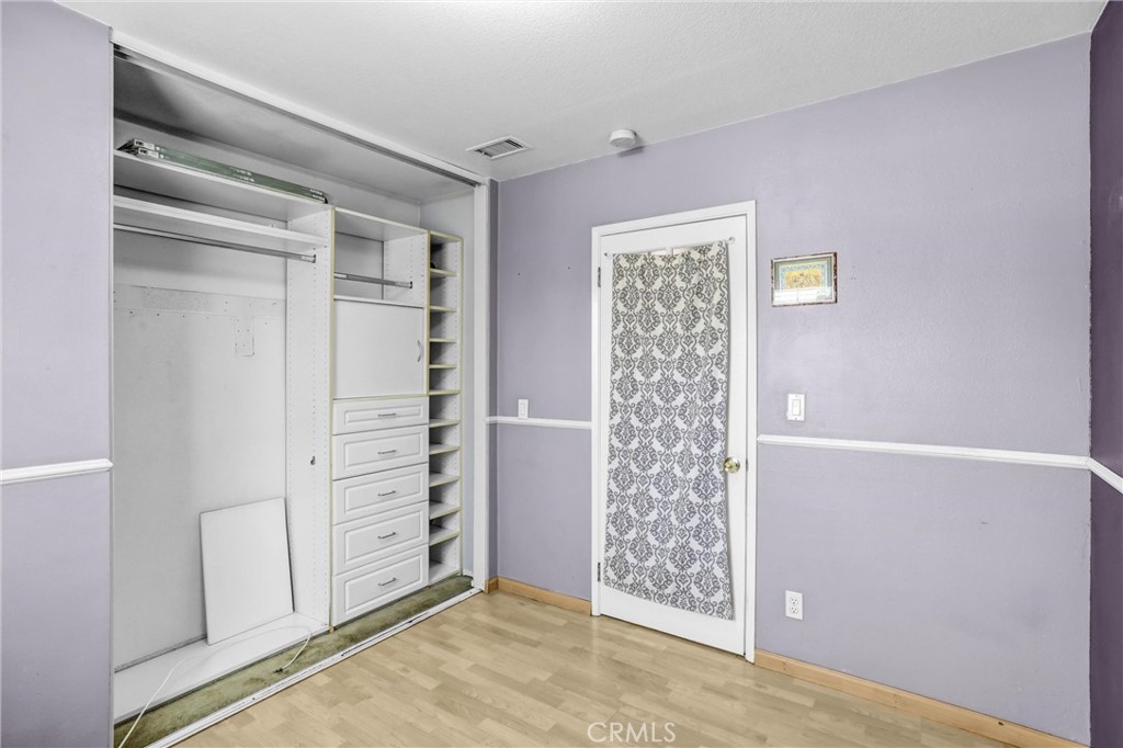9038 Primrose Property Photo 11