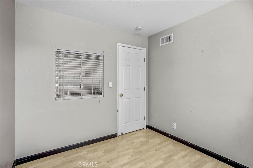 9038 Primrose Property Photo 20