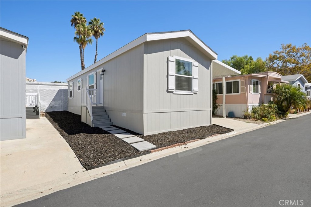2193 Los Feliz Drive 8 Property Photo 1