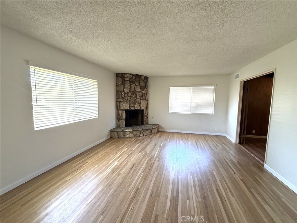 271 W Magna Vista Avenue Property Photo 5