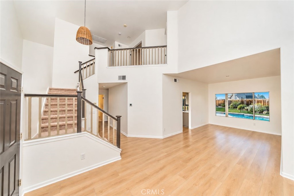 15171 Biarritz Street Property Photo 7