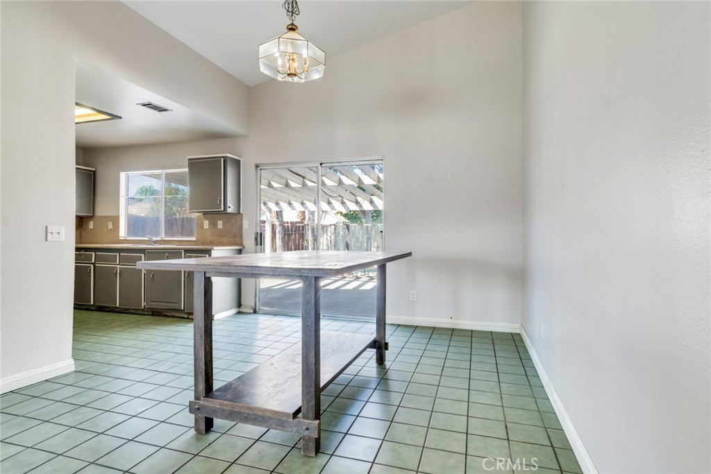 8344 Bermuda Court Property Photo 8