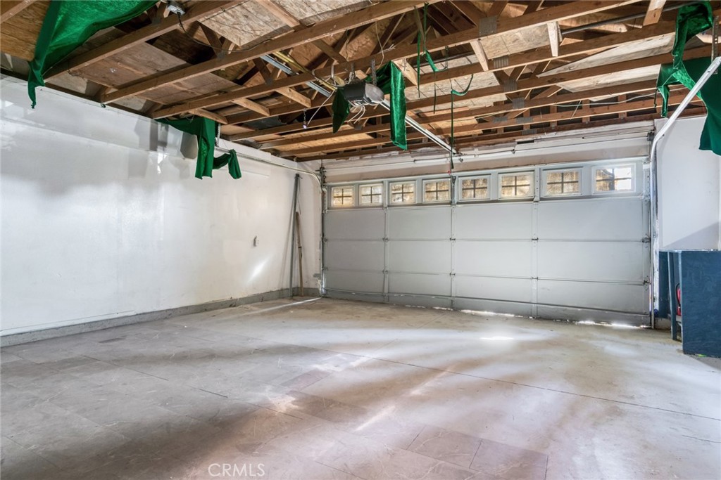 8344 Bermuda Court Property Photo 23