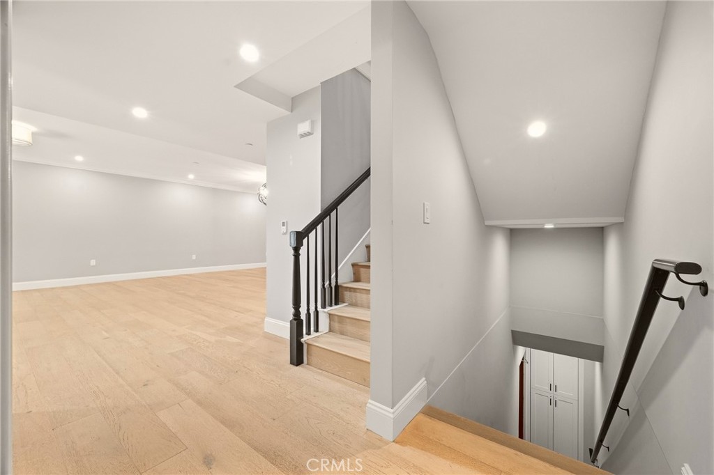 188 S Sierra Madre Blvd 4 Property Photo 12