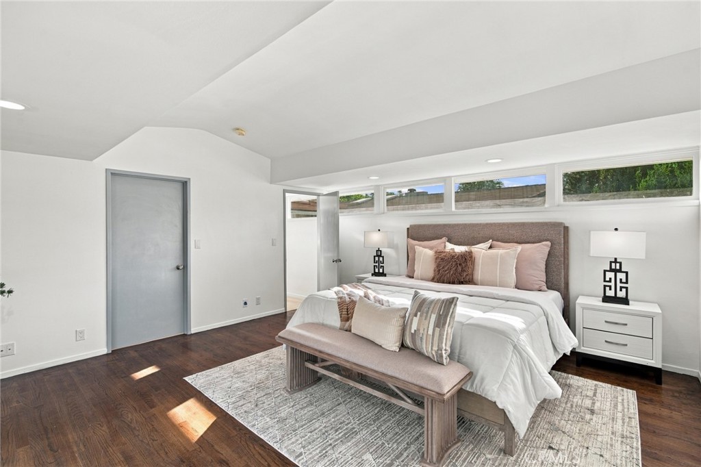 66 N Golden West Avenue Property Photo 11
