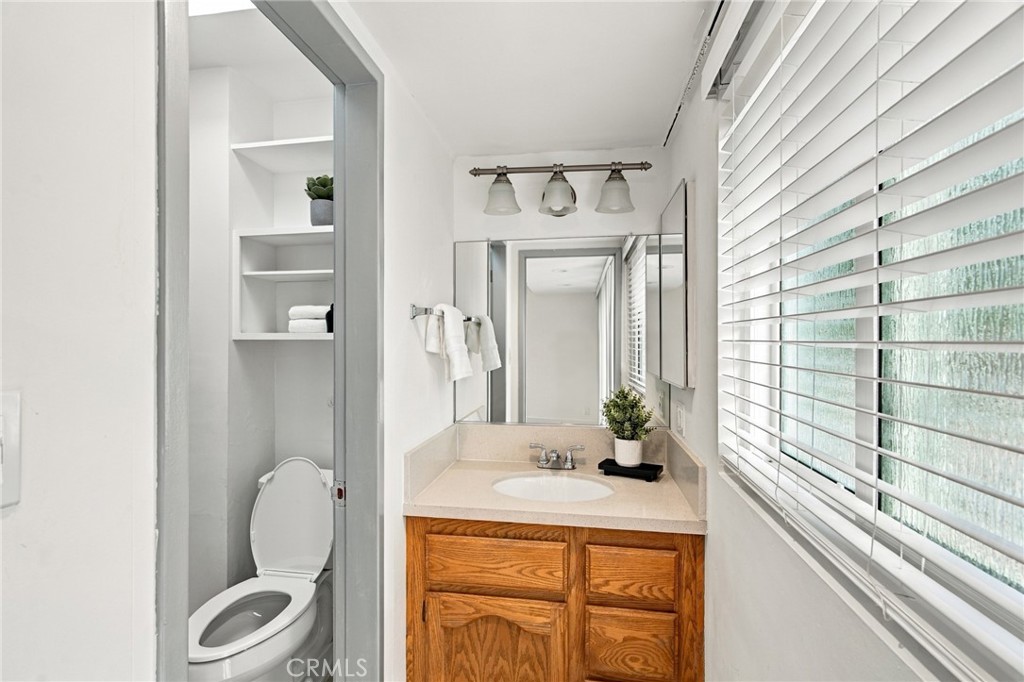 66 N Golden West Avenue Property Photo 24