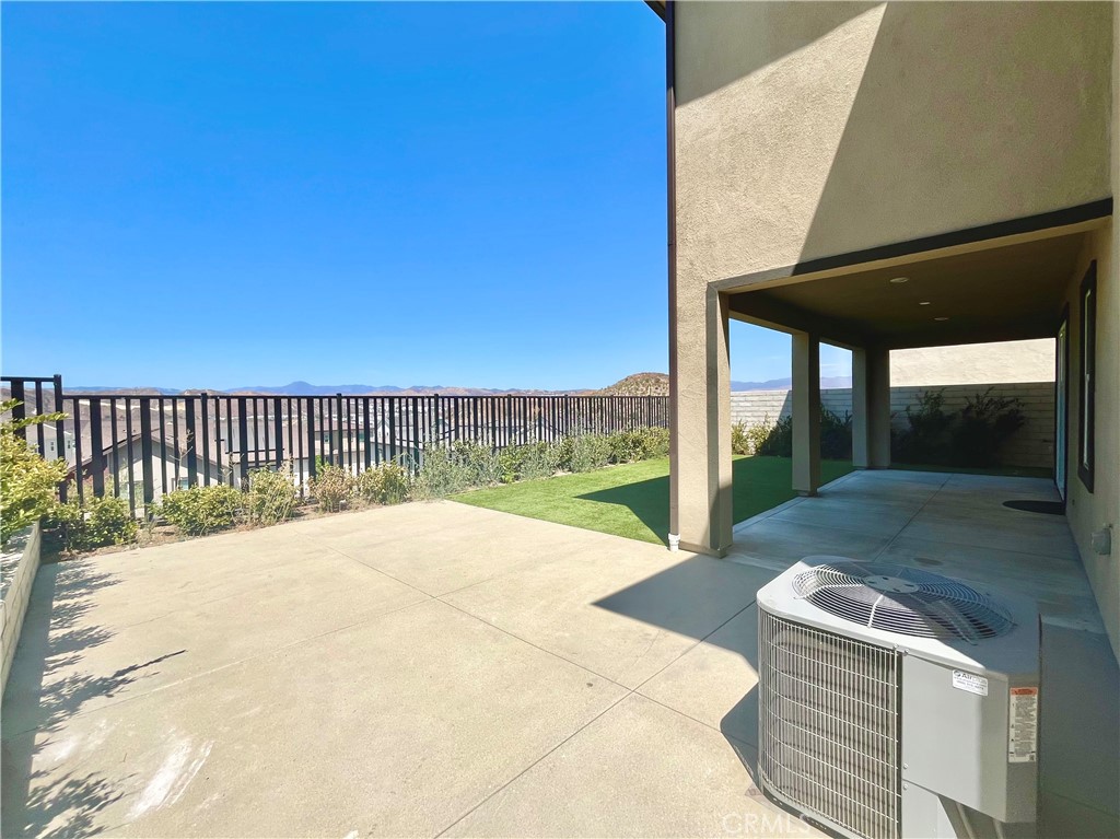 27225 Release Place Property Photo 16