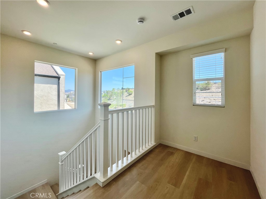 27225 Release Place Property Photo 18