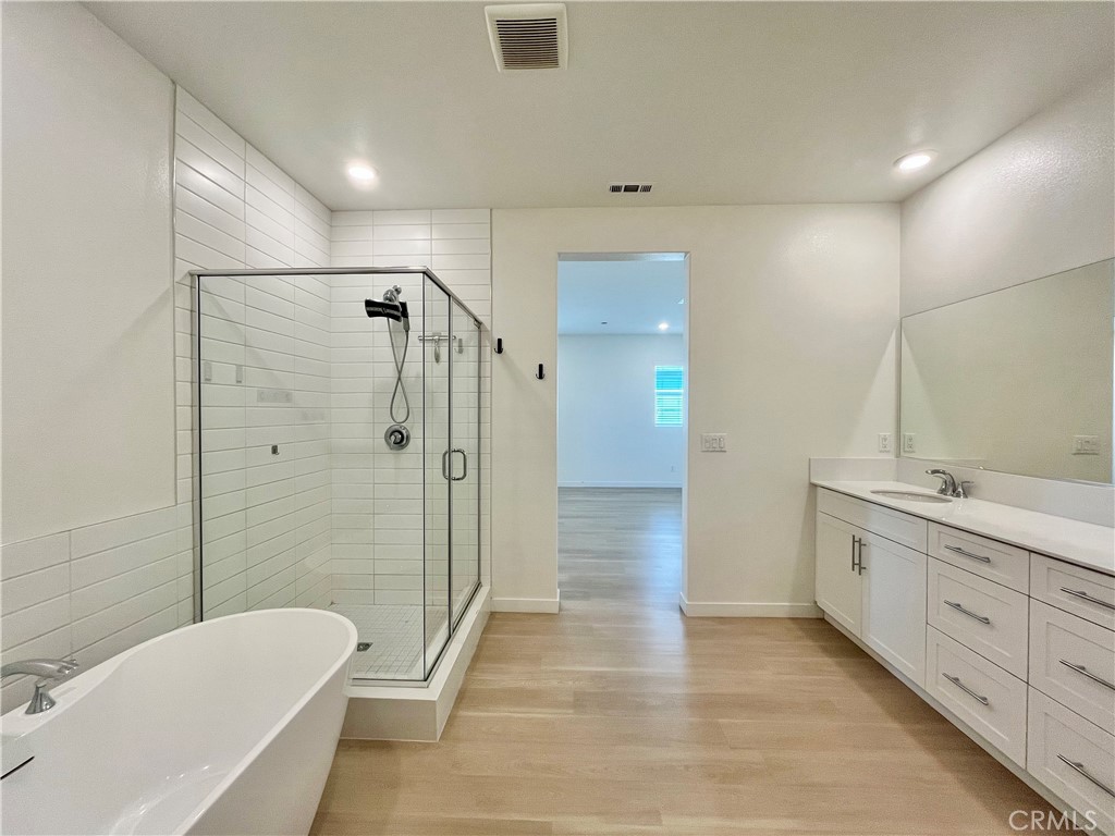 27225 Release Place Property Photo 24