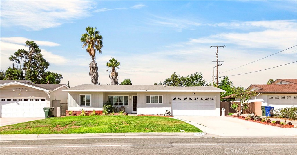 5155 N Arden Property Photo 1