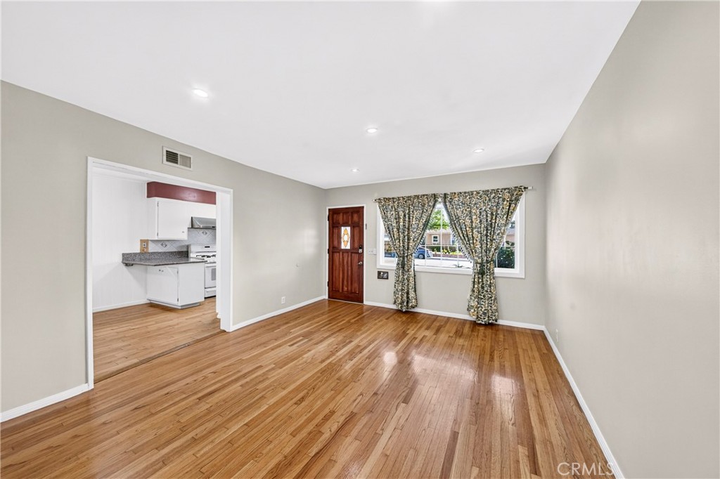 5155 N Arden Property Photo 4
