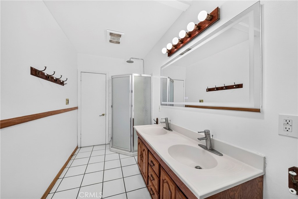 5155 N Arden Property Photo 13