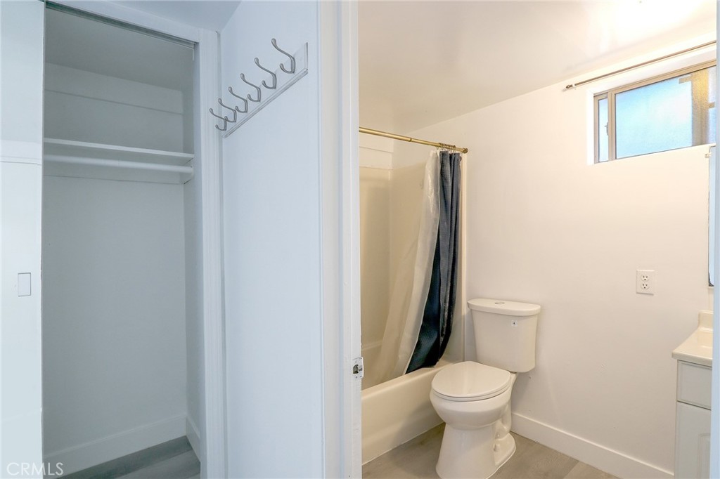 2420 Ablano Ave Property Photo 33