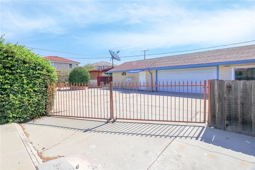 2420 Ablano Ave Property Photo 34