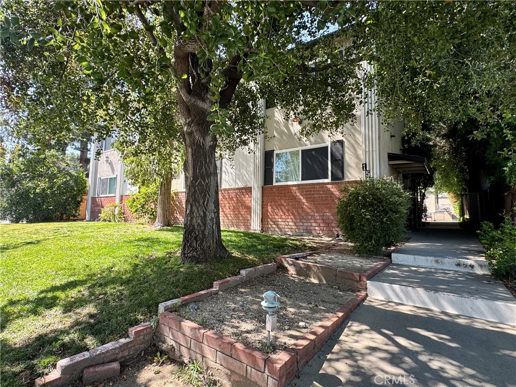 157 Esperanza Avenue D Property Photo 14