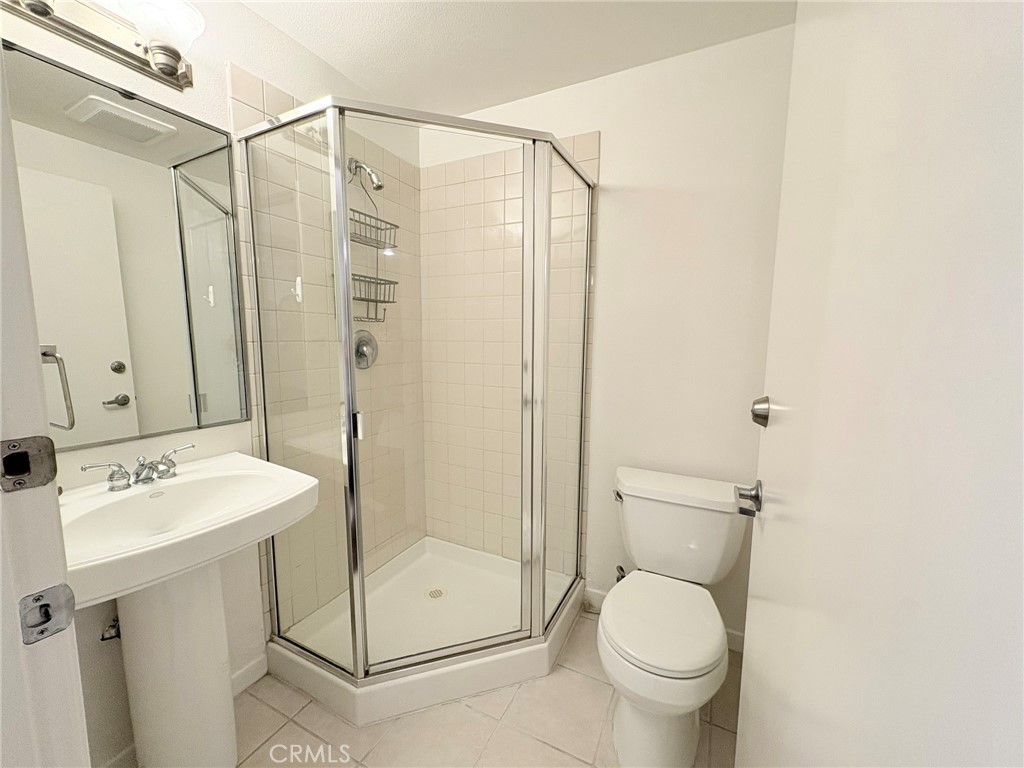 580 W Main Street #322 Property Photo 12