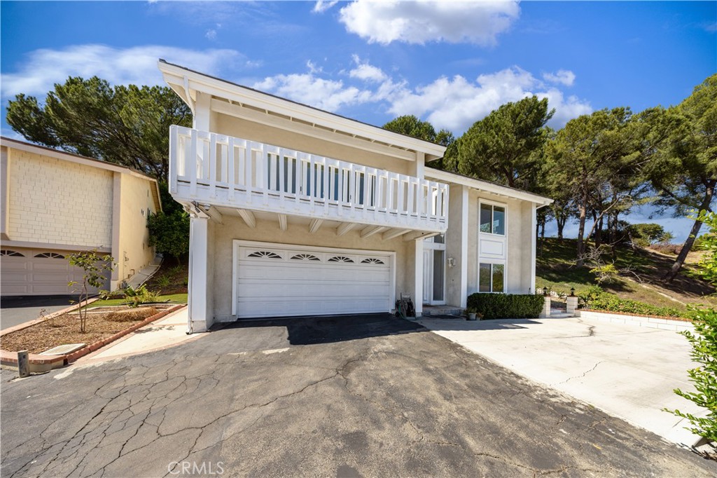 15401 Rockmead Court Property Photo 3